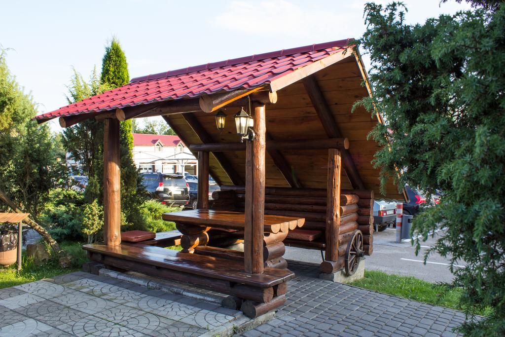 Галицька Корона Davidov Exteriör bild